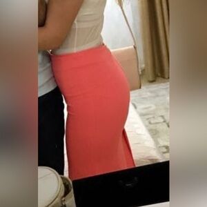 H&M Vibrant Pink Pencil Skirt